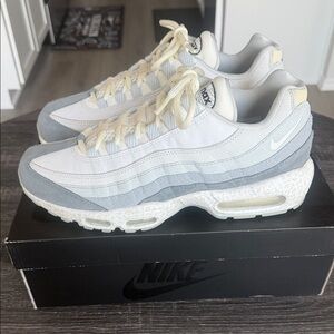 Nike Air Max 95 White and Light Gray Sneakers